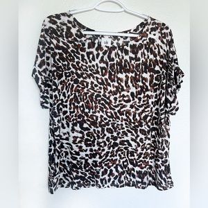 Cabi Animal Leopard Print Short Cuffed Dolman Sleeve Boxy Tee Shirt Top size m